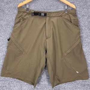 REI Men’s Belted Cargo Shorts Large Green Outdoor Lined Nylon Zip Pockets
